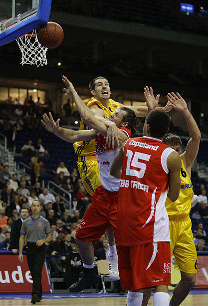 随着托纳利 随着托纳利