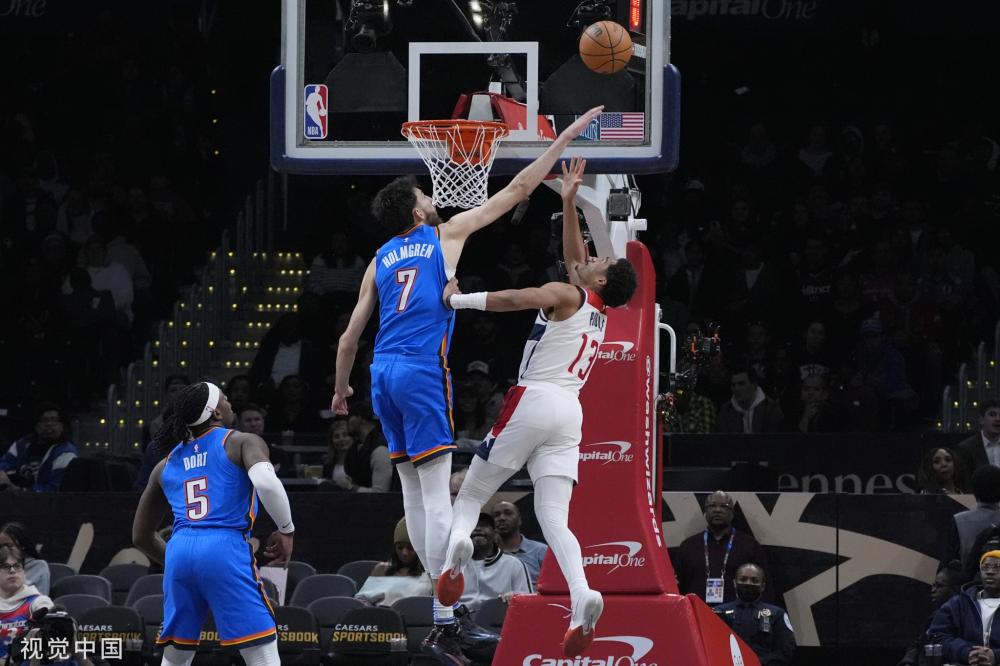 其首场比赛 其首场比赛